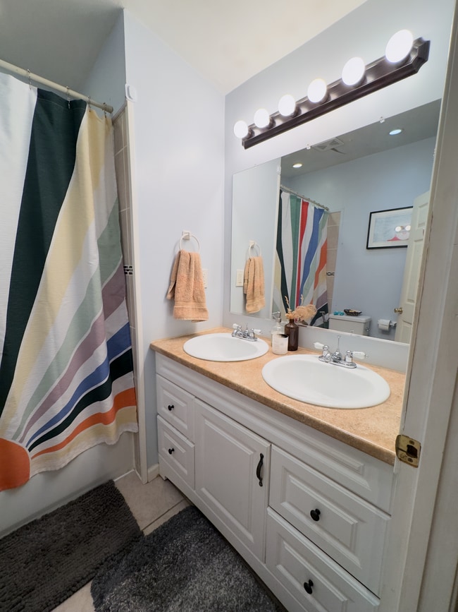 Building Photo - 450 Federal St