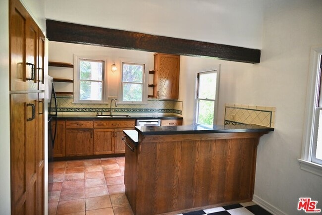 Building Photo - 1546 Westerly Terrace