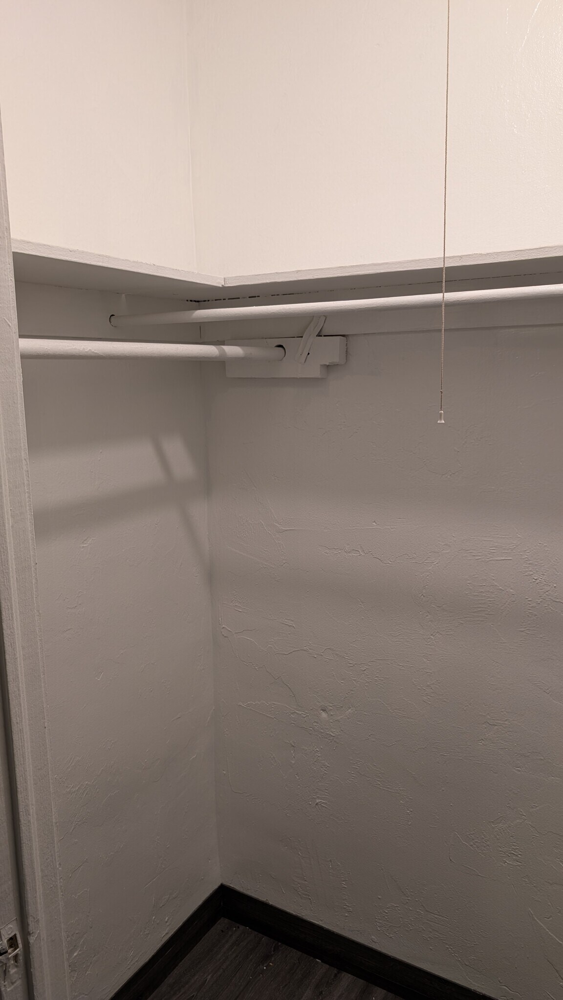 Building Photo - 1906 Rodman St