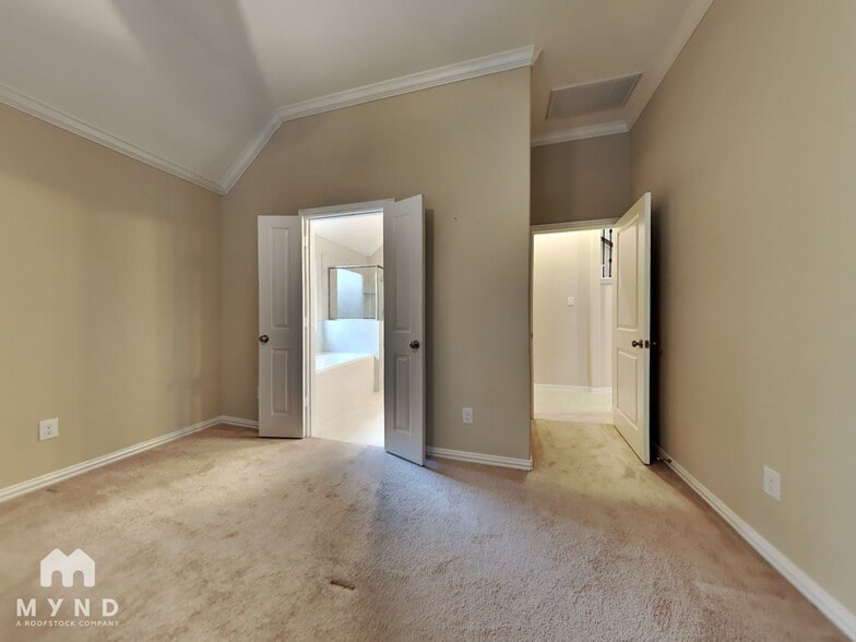 Building Photo - 2925 Fox Ledge Ct