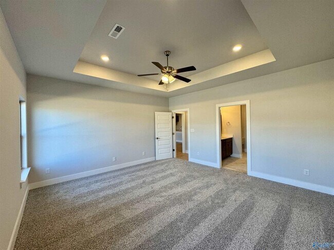 Building Photo - 12665 Whitcomb Cir