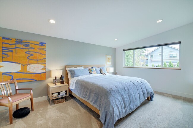Building Photo - 4Bd/2.5Ba Seattle Home