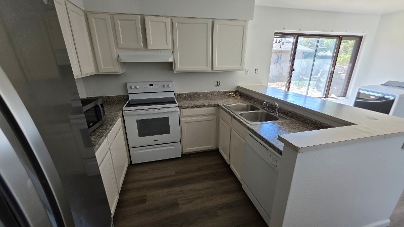 Building Photo - 6370 Monaco St