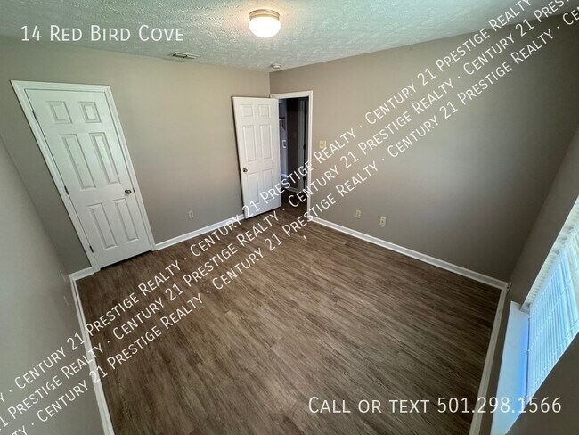 Building Photo - 14 Red Bird Cove
