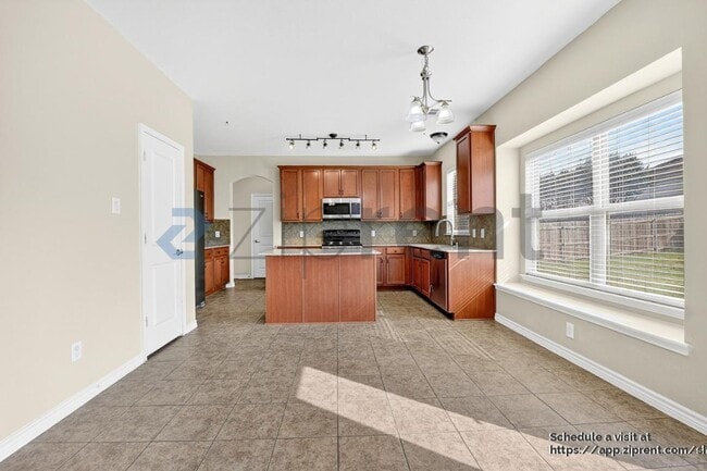 Building Photo - 12304 Coral Dr