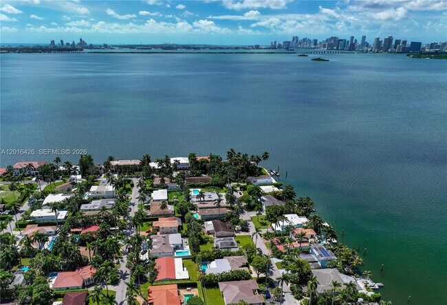 Building Photo - 7511 Miami View Dr