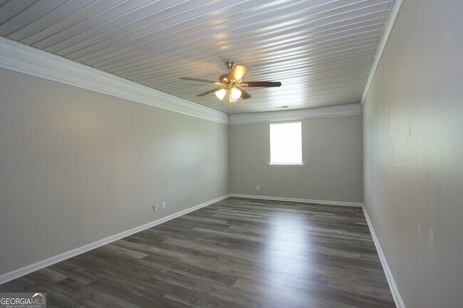 Building Photo - 1312 Cooper Rd