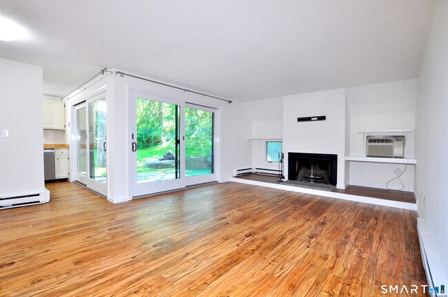 Building Photo - 45 River Colony