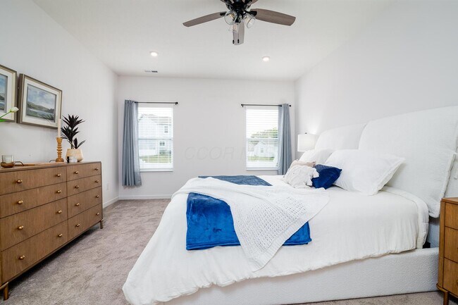 Building Photo - 468 Rochdale Run