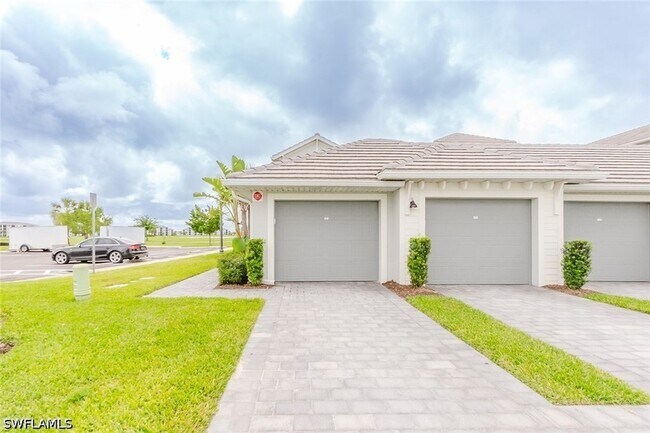 Building Photo - 5467 Double Eagle Cir