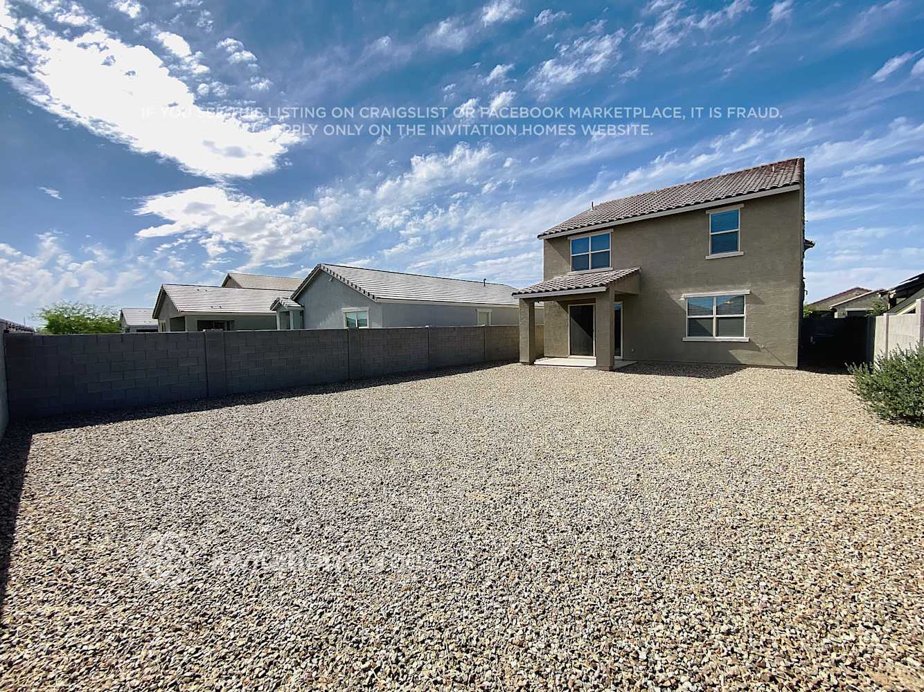 Building Photo - 40581 W Sunland Dr
