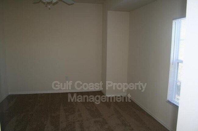 Building Photo - 7652 Plantation Cir