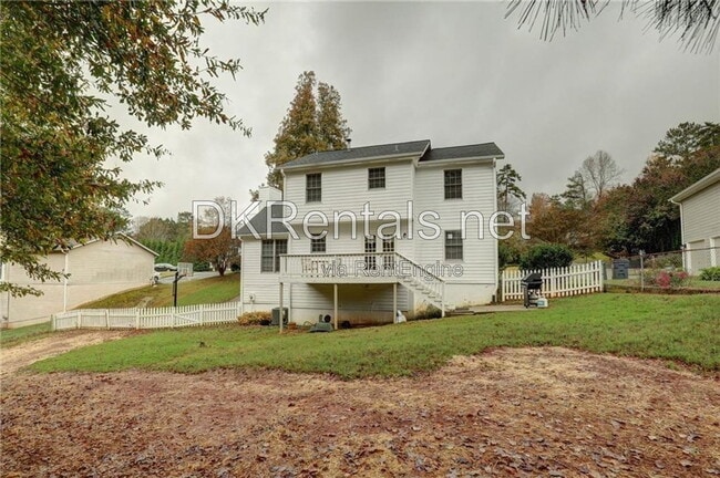 Building Photo - 4492 Coventry Way NE