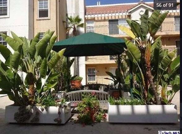 Building Photo - 4760 Templeton St