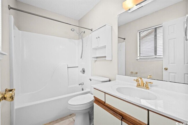 Building Photo - 6536 Valene Ct