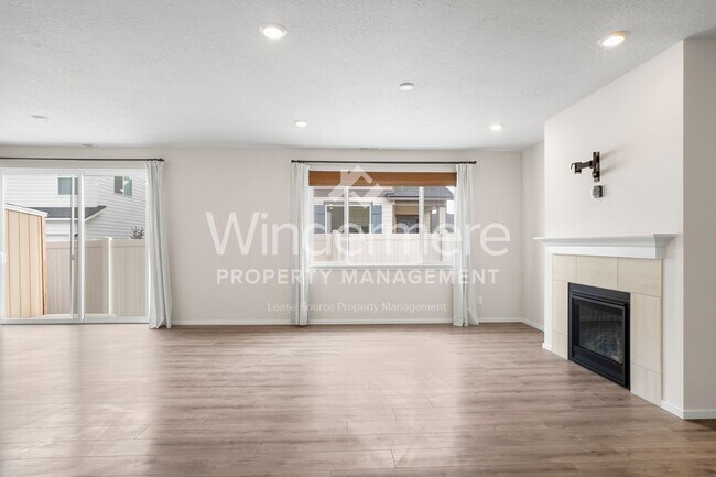 Building Photo - * COMING SOON 09/09/2025* LIberty Lake 4 b...