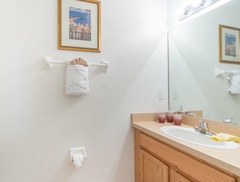 Building Photo - 8407 Crystal Cove Loop