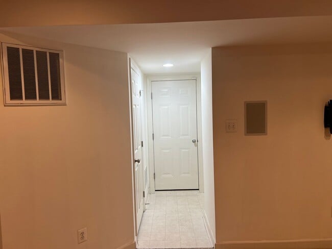 Building Photo - 2904 Marley Ln
