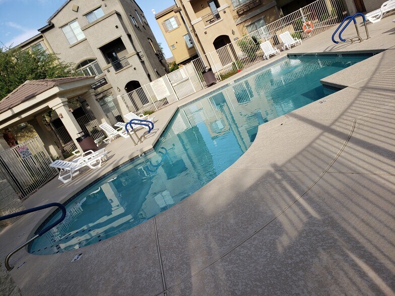 Pool 2 - 280 S Evergreen Rd