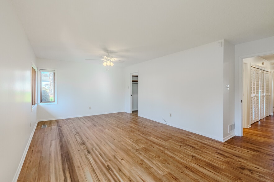 Building Photo - 218 Baltusrol Rd