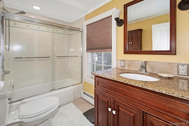 Building Photo - 30 Bedford Rd