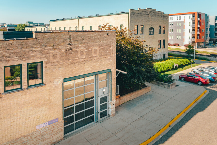 Primary Photo - Tobacco Lofts at the Yards