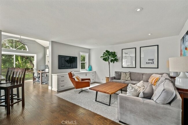 Building Photo - 28792 Bolanos