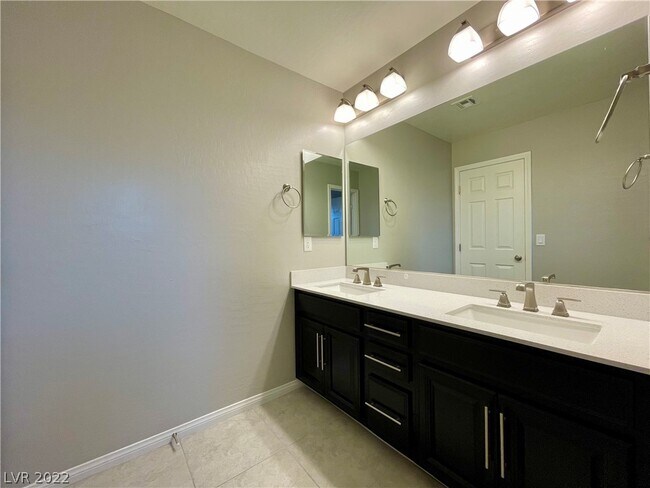 Building Photo - 354 Mezzaforte St