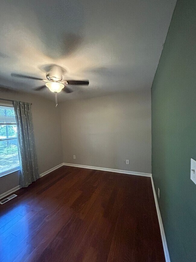 Building Photo - Charming 3BR House in Raleigh