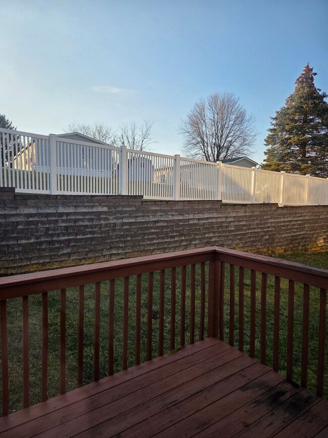 Building Photo - 2670 Sultan Supreme Way