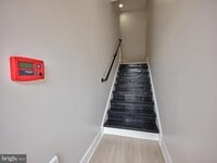 Building Photo - 32 S State St