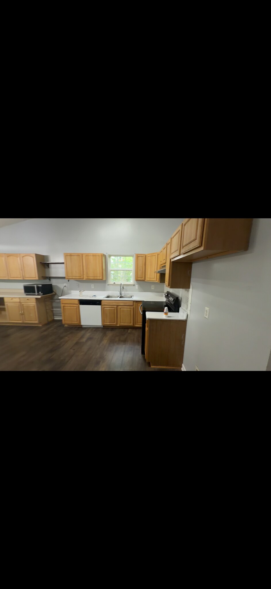Building Photo - 209 Gatehouse Dr