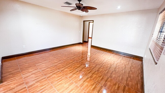 Building Photo - 12255 NW Miami Ct