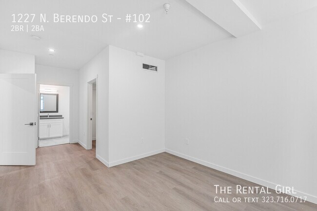 Building Photo - 1227 N Berendo St