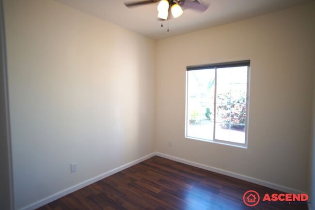 Building Photo - 9216 Topico Ct