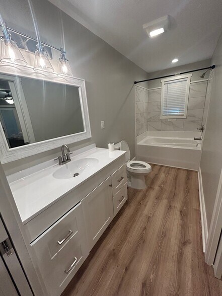 Bathroom 1 - 3308 Keenan Dr