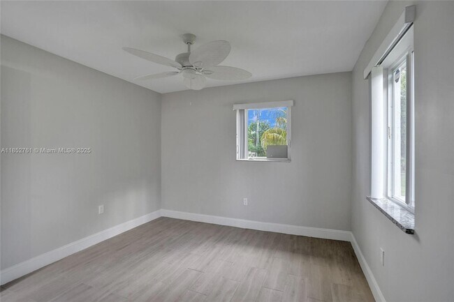 Building Photo - 3800 SW 58th Terrace
