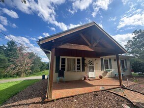 Building Photo - 2697 Spears Rd