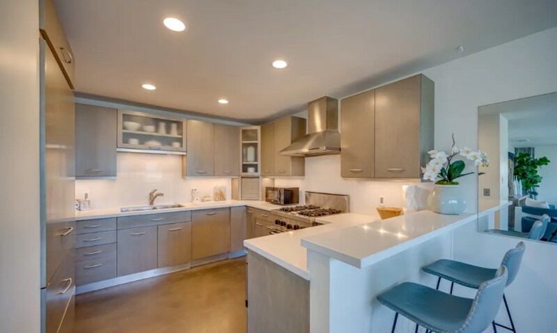 Building Photo - 101 California Ave