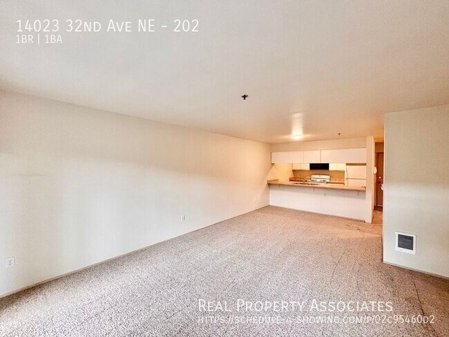 Building Photo - 14023 32nd Ave NE