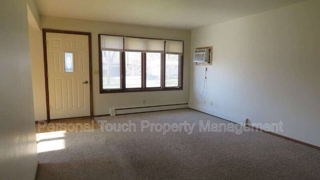 Building Photo - 1346 17th St S