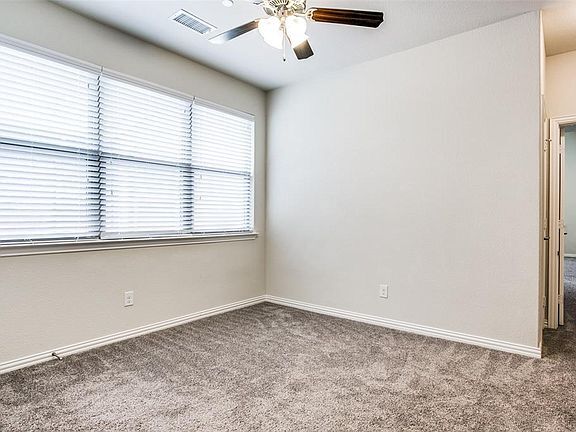 Building Photo - 4654 Rhett Ln