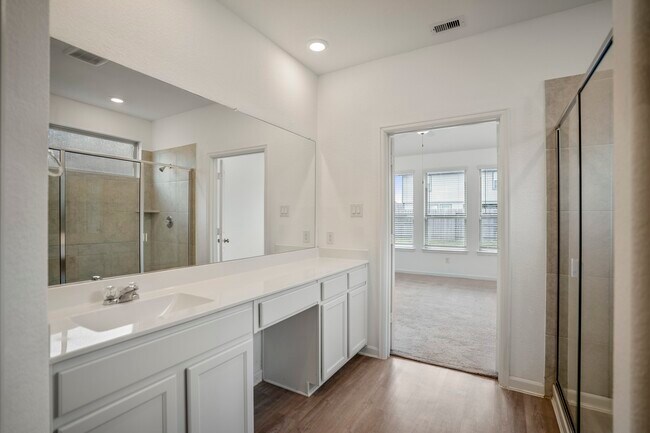 Building Photo - 4903 Chestnut Valley Ln