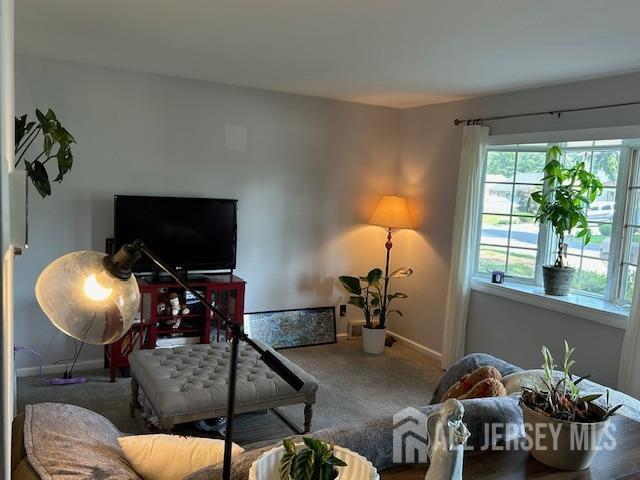 Building Photo - 4 Piedmont Rd