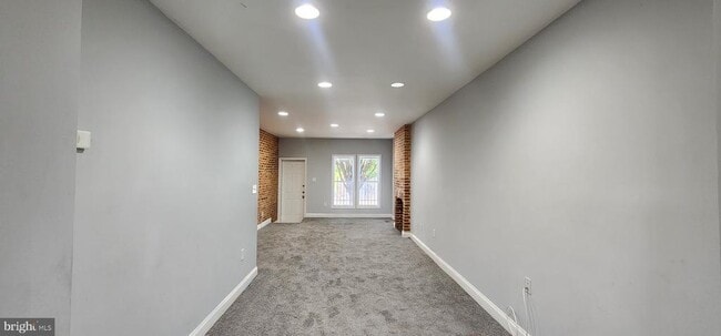 Building Photo - 1633 N Patterson Park Ave