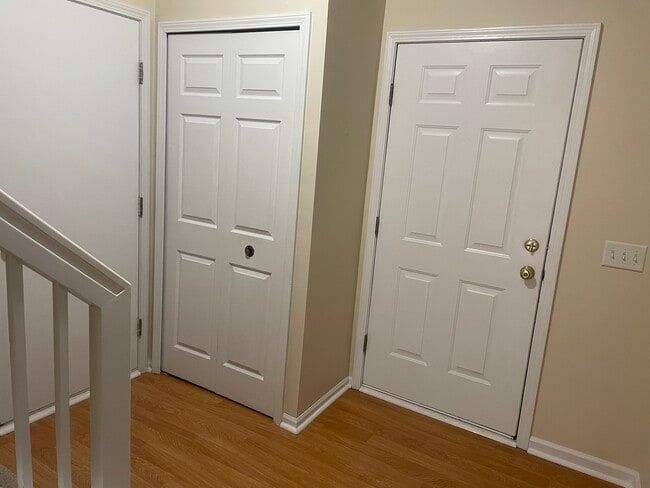 Building Photo - 1727 Andover Blvd