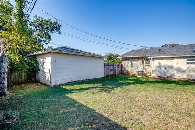 Building Photo - 2519 Normont Cir