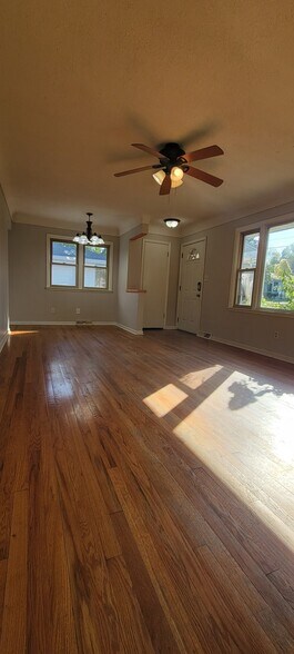 Building Photo - 3901 SW 7th St