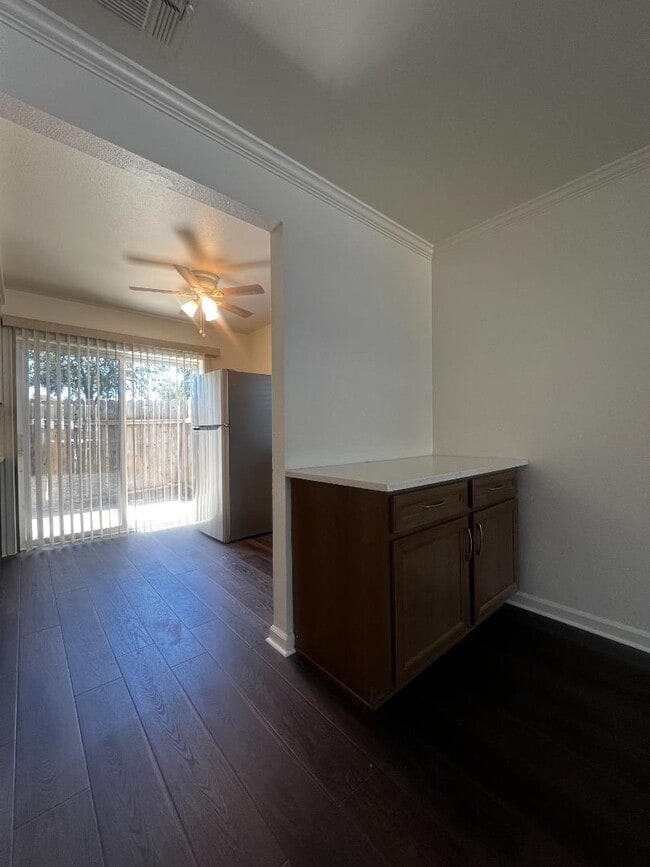 Building Photo - 2515 Merrychase Dr