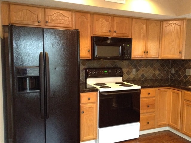 Building Photo - 9255 Heritage Glen Dr